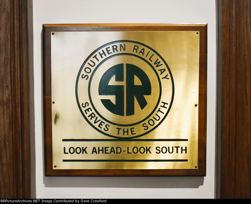 Southern Railway Serves the South
